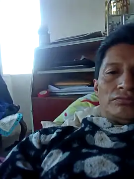 Snapshot of manuel1976 chatting on May 25, 12:00 pm manuel1976 online show from May 25, 12:00 pm
