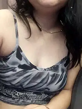 Snapshot of Doll_Nepali chatting on January 11, 10:04 pm Doll Nepali online show from January 11, 10:04 pm