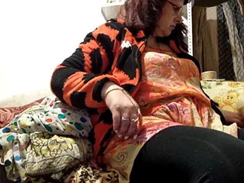 Snapshot of Samantha_Squirt@xh chatting on April 12, 11:10 pm Samantha Squirtxh online show from April 12, 11:10 pm