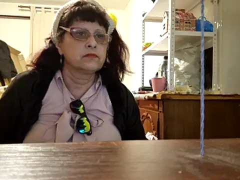 Snapshot of Samantha_Squirt@xh chatting on April 19, 10:56 pm Samantha Squirtxh online show from April 19, 10:56 pm