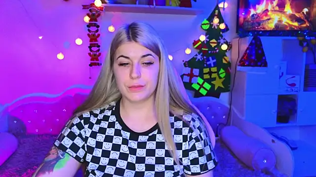Snapshot of Sugarr_Lola chatting on December 20, 9:17 pm Sugarr Lola online show from December 20, 9:17 pm