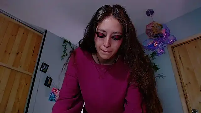 VickyJackson  online show from September 18, 8:00 pm