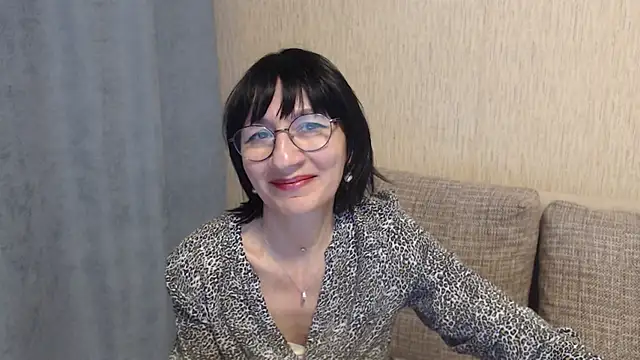 Erica95Bloom online show from February 14, 2:33 pm