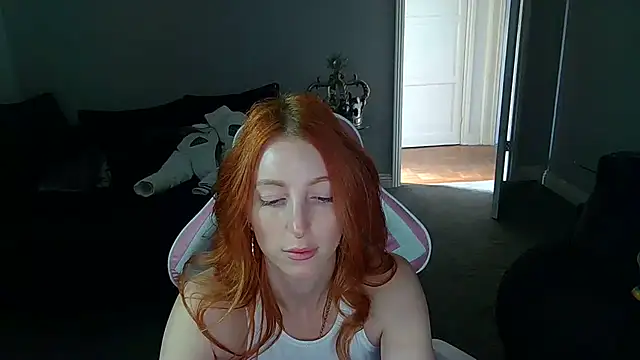 Red firesquirt online show from March 20, 2:42 pm