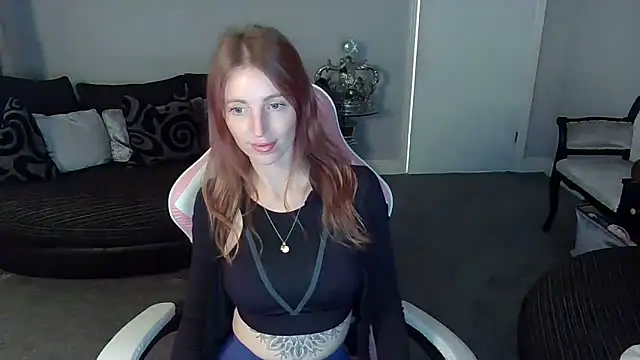 Red firesquirt online show from February 9, 3:27 pm