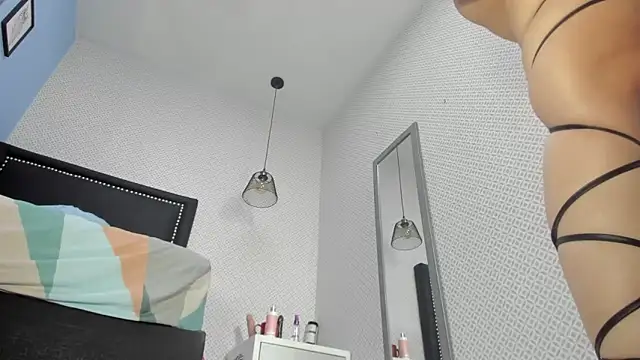 Snapshot of LORENADAVIES chatting on February 11, 4:55 am LORENADAVIES online show from February 11, 4:55 am