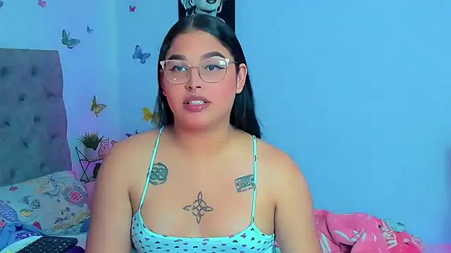 Snapshot of mabellfox chatting on December 9, 7:29 pm mabellfox online show from December 9, 7:29 pm