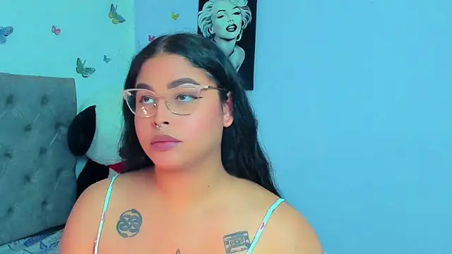 Snapshot of mabellfox chatting on February 15, 6:55 pm mabellfox online show from February 15, 6:55 pm