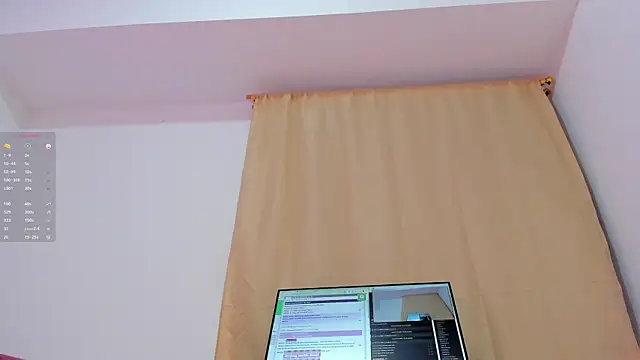 Snapshot of soyamandaa_ chatting on December 19, 2:56 am soyamandaa online show from December 19, 2:56 am