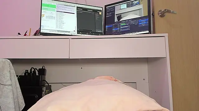 Snapshot of soyamandaa_ chatting on September 29, 1:55 am soyamandaa online show from September 29, 1:55 am