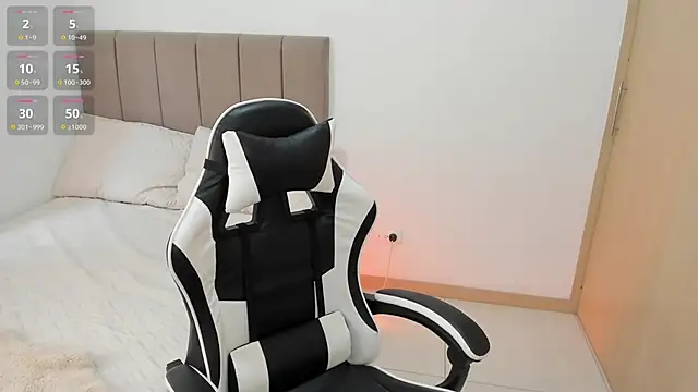 soyamandaa  online show from February 4, 5:41 pm