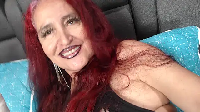 Snapshot of Lucy_mature8 chatting on April 11, 4:22 pm Lucy mature8 online show from April 11, 4:22 pm