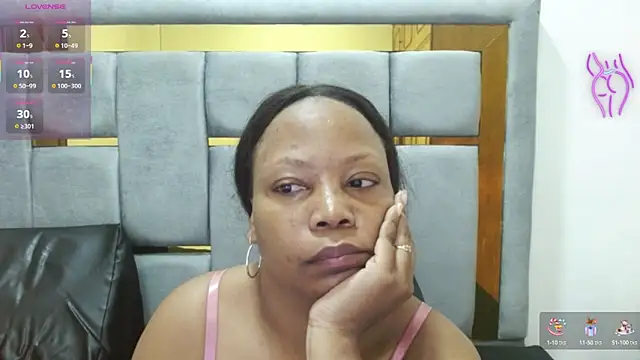 Snapshot of Cholatin chatting on September 27, 11:37 am Cholatin online show from September 27, 11:37 am