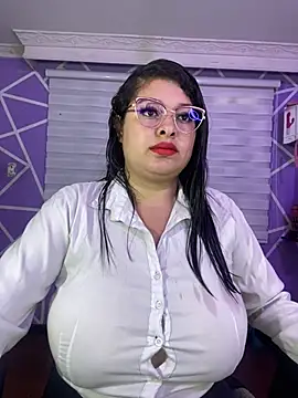 MiiaaJoness online show from May 5, 4:26 pm