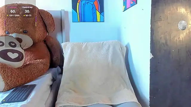 Snapshot of JacoLive chatting on March 1, 7:38 pm JacoLive online show from March 1, 7:38 pm