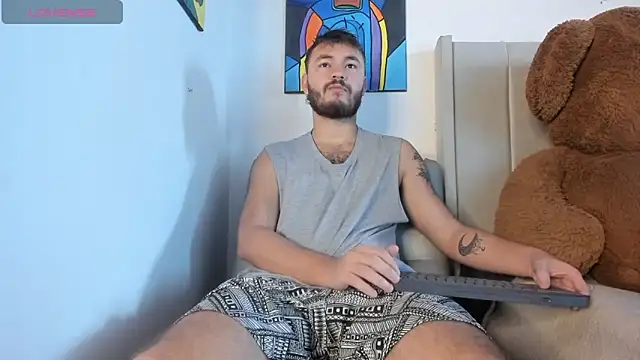 Snapshot of JacoLive chatting on March 18, 6:44 pm JacoLive online show from March 18, 6:44 pm