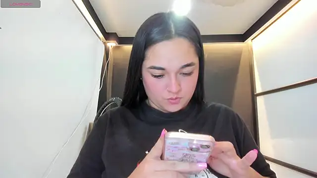 CelesteBrucee online show from February 8, 8:10 pm