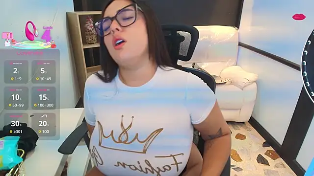 CelesteBrucee online show from February 13, 11:58 pm