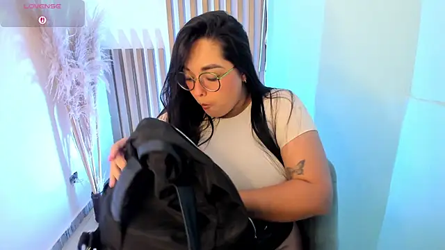 CelesteBrucee online show from December 19, 7:43 pm