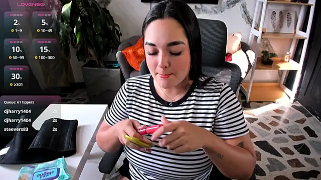 CelesteBrucee online show from February 9, 9:30 pm