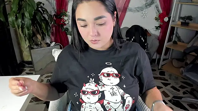 CelesteBrucee online show from June 1, 2:46 am