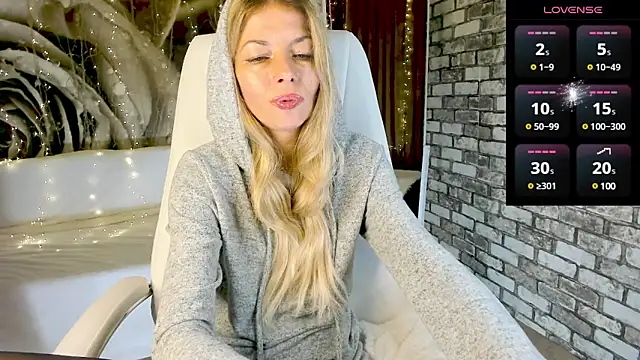 Eva Melow online show from February 22, 8:20 pm