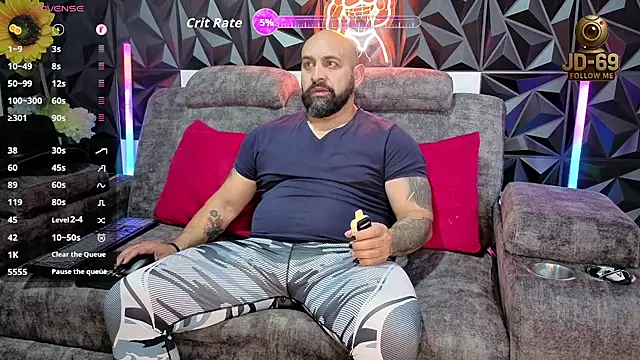 Snapshot of JD-69 chatting on September 26, 8:24 pm JD-69 online show from September 26, 8:24 pm