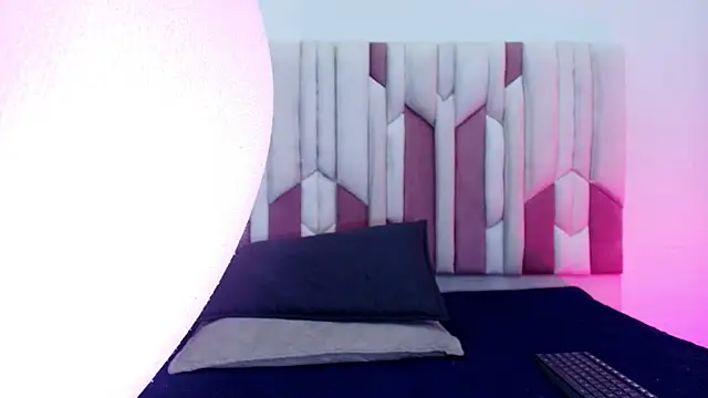 lucyy gray online show from September 23, 3:09 am