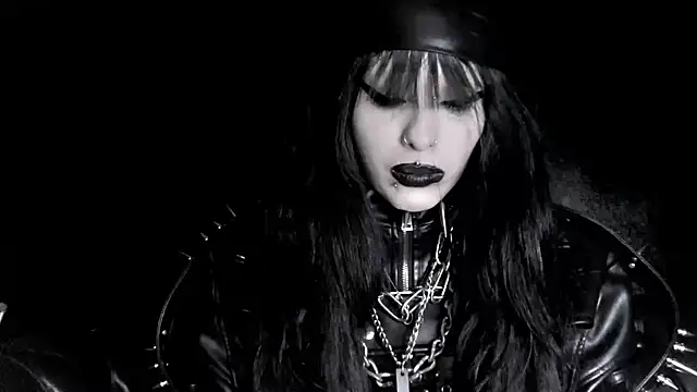 XXIOUX online show from March 9, 8:40 am