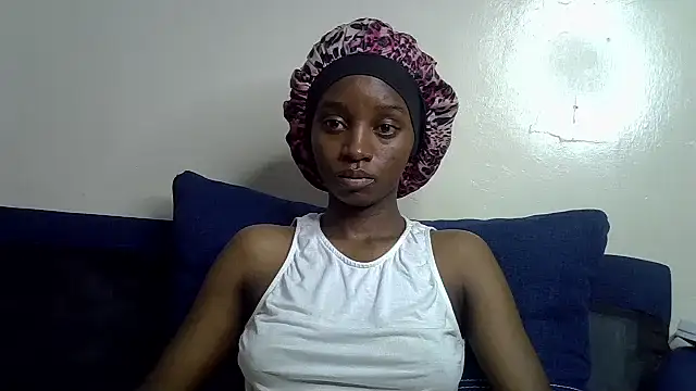 Snapshot of Enkarxx chatting on April 3, 4:32 am Enkarxx online show from April 3, 4:32 am