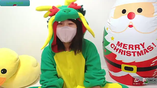 Snapshot of SUZU_ chatting on December 23, 12:08 pm SUZU online show from December 23, 12:08 pm