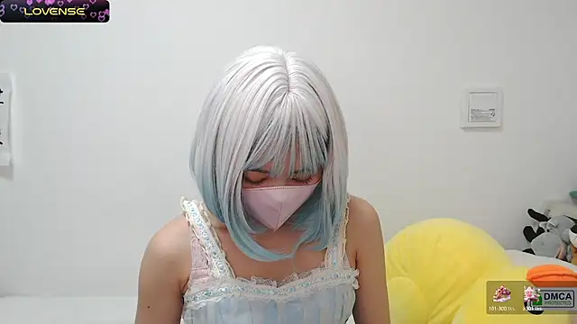 Snapshot of SUZU_ chatting on January 27, 12:05 pm SUZU online show from January 27, 12:05 pm