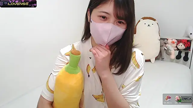 Snapshot of SUZU_ chatting on February 3, 9:39 pm SUZU online show from February 3, 9:39 pm