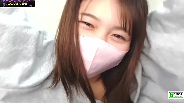 Snapshot of SUZU_ chatting on February 8, 5:40 am SUZU online show from February 8, 5:40 am