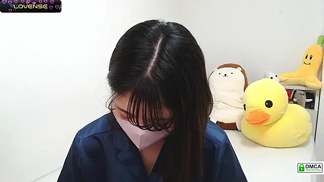 Snapshot of SUZU_ chatting on February 14, 8:37 pm SUZU online show from February 14, 8:37 pm