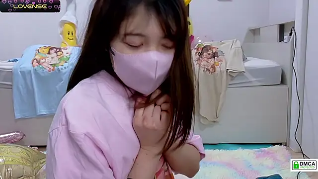 Snapshot of SUZU_ chatting on March 3, 3:20 pm SUZU online show from March 3, 3:20 pm