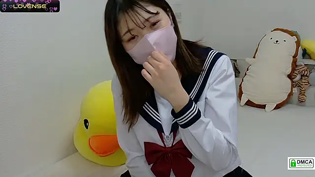 Snapshot of SUZU_ chatting on March 4, 10:16 pm SUZU online show from March 4, 10:16 pm