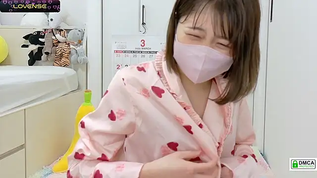 Snapshot of SUZU_ chatting on March 17, 3:07 pm SUZU online show from March 17, 3:07 pm