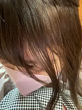 Snapshot of SUZU_ chatting on March 18, 10:25 am SUZU online show from March 18, 10:25 am