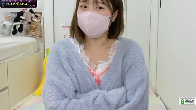Snapshot of SUZU_ chatting on March 19, 10:09 pm SUZU online show from March 19, 10:09 pm
