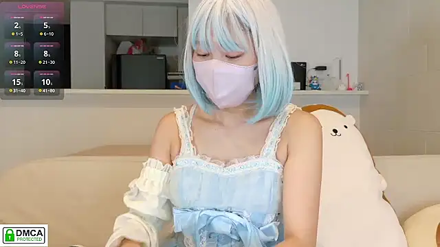 Snapshot of SUZU_ chatting on September 10, 12:38 pm SUZU online show from September 10, 12:38 pm