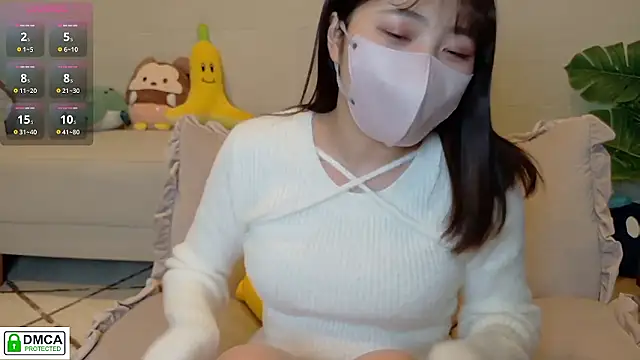 Snapshot of SUZU_ chatting on March 14, 10:10 am SUZU online show from March 14, 10:10 am