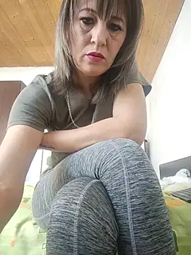 naughtymilfT online show from February 25, 10:03 am