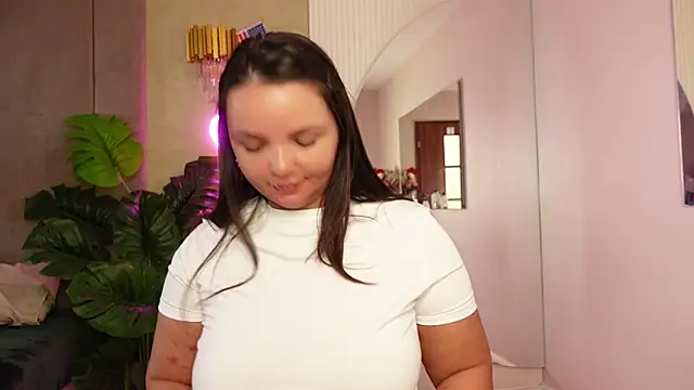 Snapshot of CelesteBailey chatting on March 15, 7:47 am CelesteBailey online show from March 15, 7:47 am