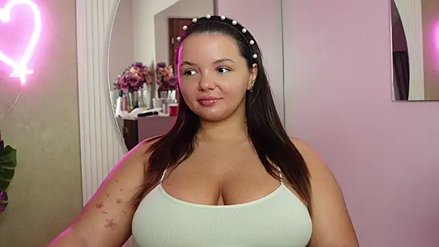 Snapshot of CelesteBailey chatting on March 23, 7:01 am CelesteBailey online show from March 23, 7:01 am