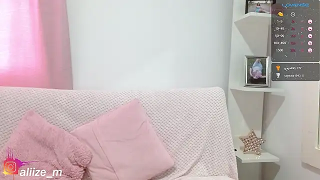 aliicee m online show from December 14, 6:20 pm