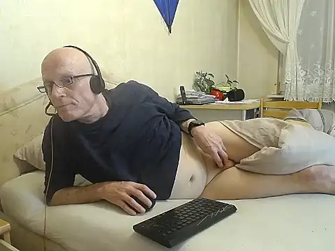 HornyRalfi55 online show from February 11, 5:07 pm