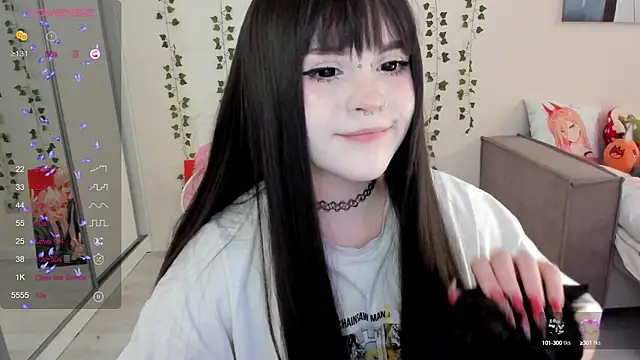 Snapshot of SelenaCute chatting on February 24, 6:38 am SelenaCute online show from February 24, 6:38 am