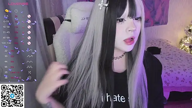 SelenaCute online show from January 15, 7:35 am