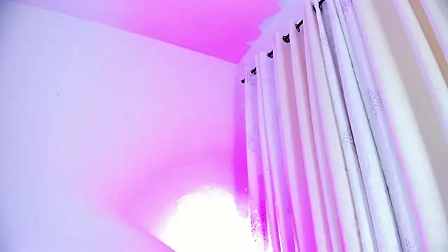 Abby  colins online show from December 17, 6:53 pm